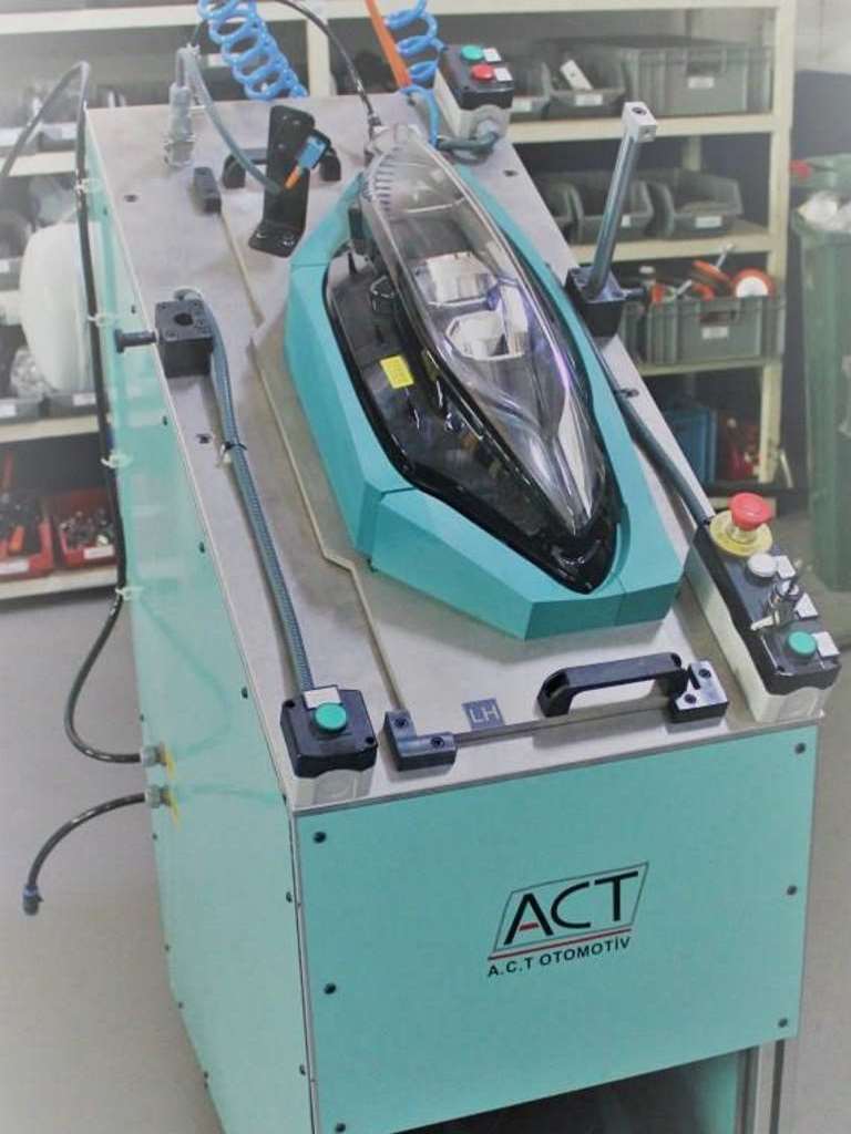 Headlight – Rearlight  Assembly Line